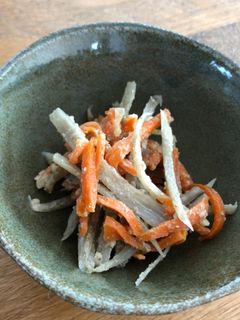 お弁当に安心で入れられる ごぼうサラダ-レシピのメイン写真