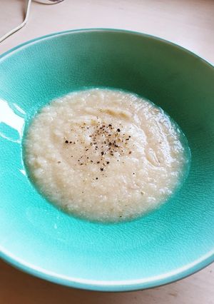 カリフラワーと洋梨のスープ 離乳食-レシピのメイン写真