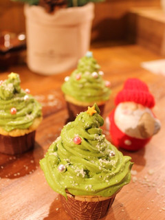 抹茶チーズのクリスマスツリーカップケーキ-レシピのメイン写真