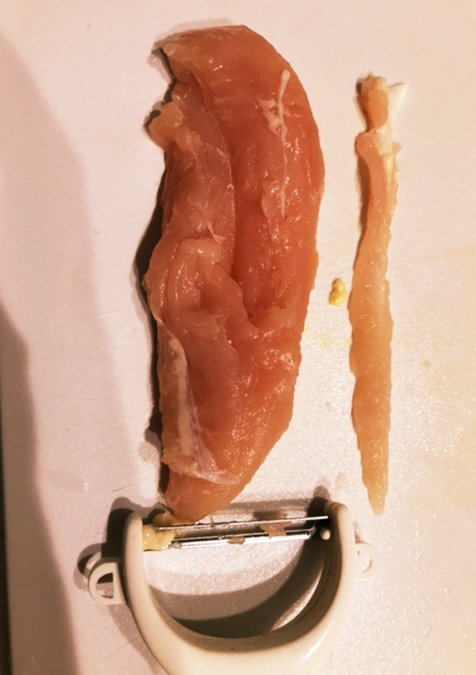 ささみの筋取り-レシピのメイン写真