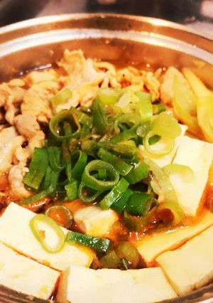 豚肉とたっぷり野菜の簡単キムチ鍋！-レシピのメイン写真