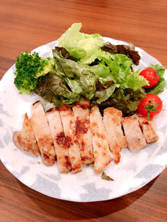 簡単★塗って焼くだけ★豚の塩麹焼き-レシピのメイン写真