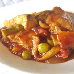 รูปของ 季節の野菜と鶏もも肉のバルサミコ煮込み