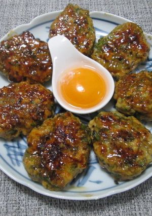 セロリたっぷり！月見照り焼きつくね-レシピのメイン写真