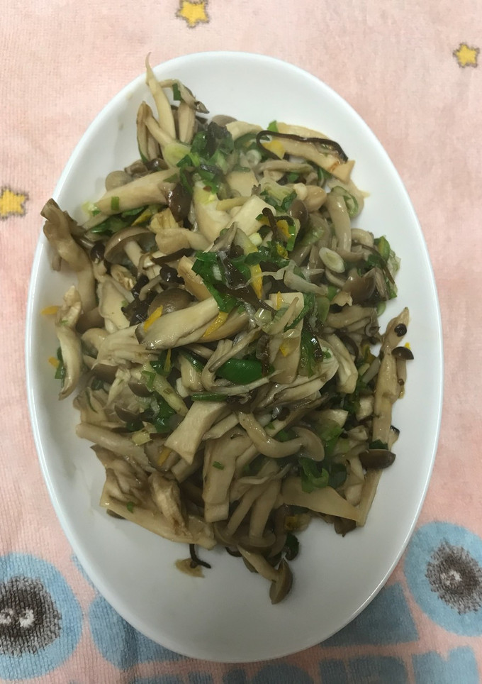 何にでも使える万能なキノコの作り置き-レシピのメイン写真