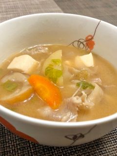 ☆いつものお味噌汁にセロリ♪-レシピのメイン写真