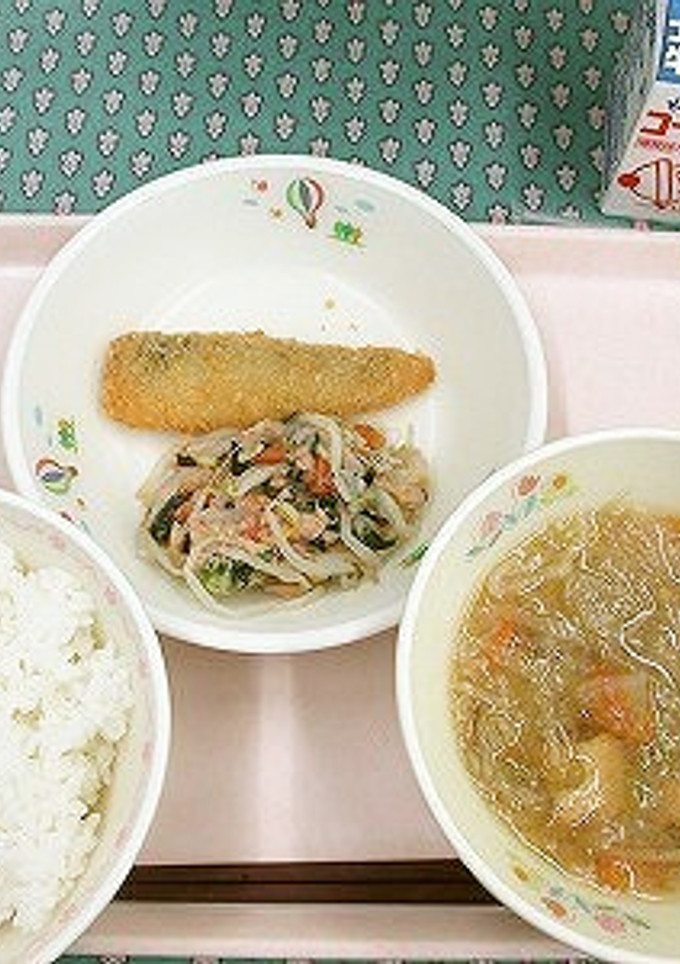 ゴマ仕立ての味噌汁（柏市学校給食）-レシピのメイン写真