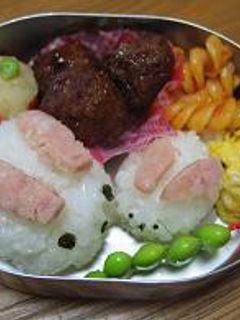 キャラ弁 手乗りウサギさん-レシピのメイン写真