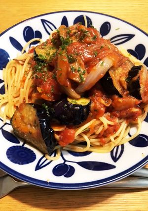 簡単！ナス&玉ねぎ&舞茸♡トマトパスタ-レシピのメイン写真