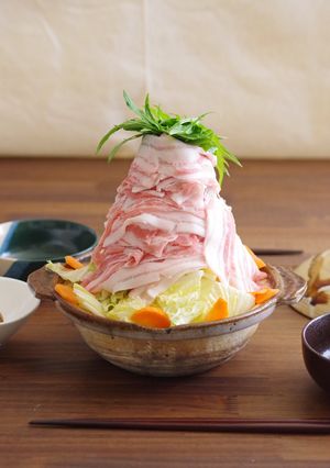 肉タワーのあったかごま豆乳鍋-レシピのメイン写真