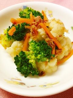 保育園給食★ブロッコリーのおかか和え-レシピのメイン写真