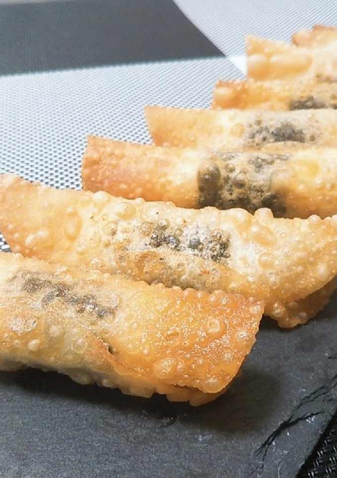 簡単おつまみ♪チーズかまぼこのり巻き揚げ-レシピのメイン写真