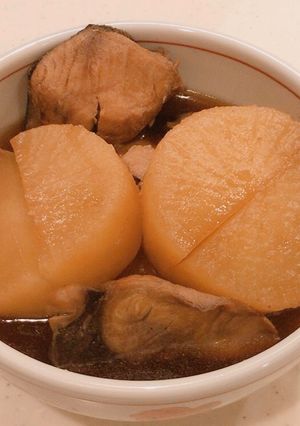 圧力鍋で極厚大根も柔らか味染み！ぶり大根-レシピのメイン写真