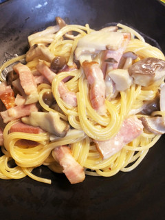 キノコとベーコンのクリームパスタ-レシピのメイン写真
