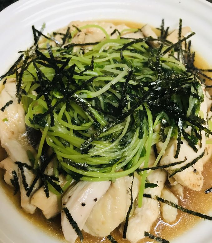 鶏肉と豆苗のみりんしょう油焼き by BistroMiti 【クックパッド】 簡単