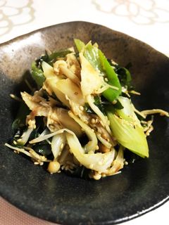 【10分レシピ】ネギとワカメの炒め物-レシピのメイン写真