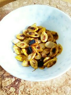 捨てないで!かぼちゃの種の食べ方-レシピのメイン写真