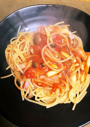 忙しい日のトマトソースパスタ-レシピのメイン写真