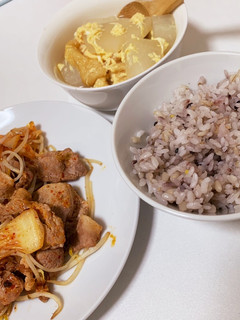 豚キムチとスープ-レシピのメイン写真