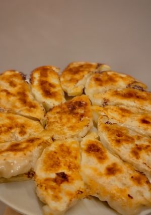 薄力粉だけで皮から手作り餃子-レシピのメイン写真