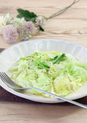 おつまみ＆副菜に＊キャベツの簡単旨塩炒め-レシピのメイン写真