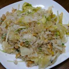 รูปของ あさりの酒蒸しでチャーハン