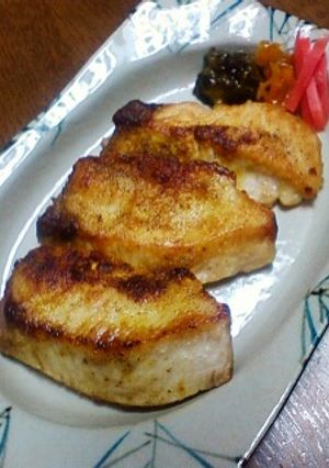 カレーで風味ＵＰ★しいらのムニエル-レシピのメイン写真