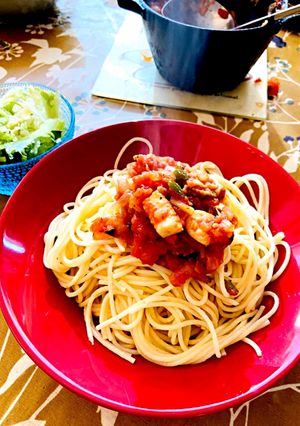 簡単シーフードでご馳走トマトソースパスタ-レシピのメイン写真