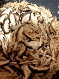 きのこの炊き込みご飯-レシピのメイン写真