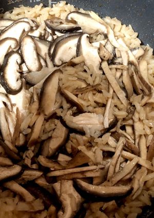 きのこの炊き込みご飯-レシピのメイン写真