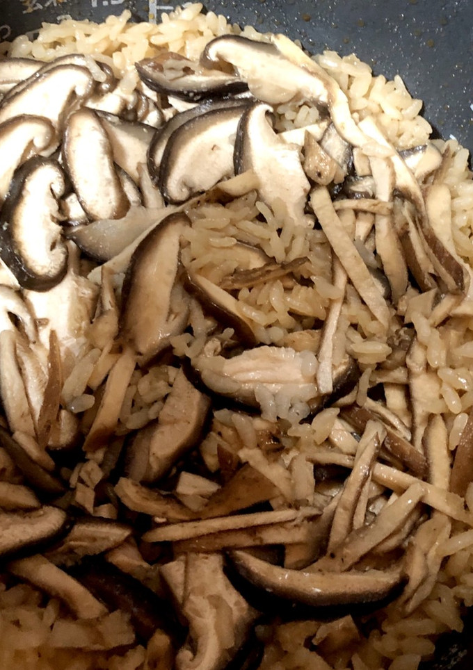 きのこの炊き込みご飯-レシピのメイン写真