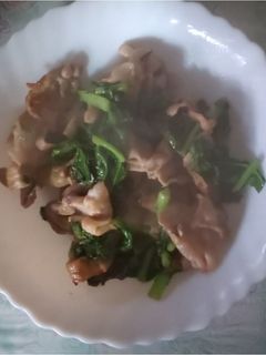 大根の葉と豚肉の炒め物-レシピのメイン写真