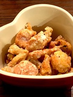 簡単!鶏皮の唐揚げ(カリカリ炒め)-レシピのメイン写真