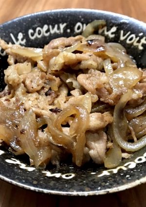 チューブ生姜と麺つゆでめちゃ旨生姜焼き！-レシピのメイン写真