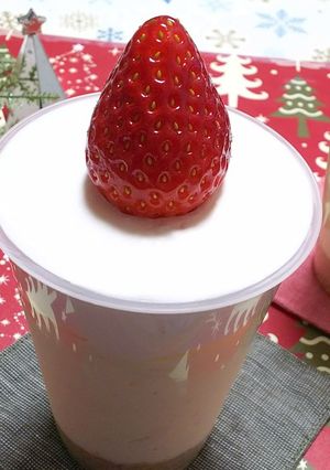 使い捨コップでキャンドルレアチーズケーキ-レシピのメイン写真