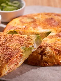 炊飯器で♪アボカドサーモンオムレツ-レシピのメイン写真