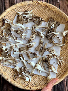 干し舞茸*天日干し1日で旨味と香りアップ-レシピのメイン写真