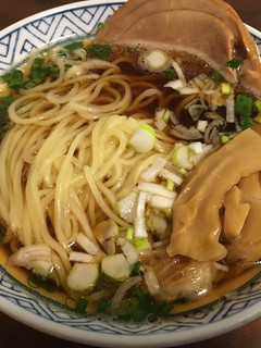 煮干し出汁が効いた醤油ラーメン-レシピのメイン写真