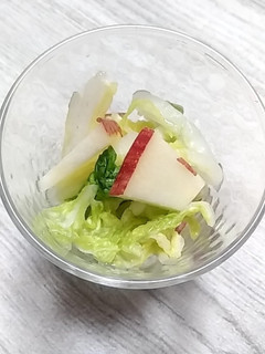 白菜と林檎のサワー漬け-レシピのメイン写真