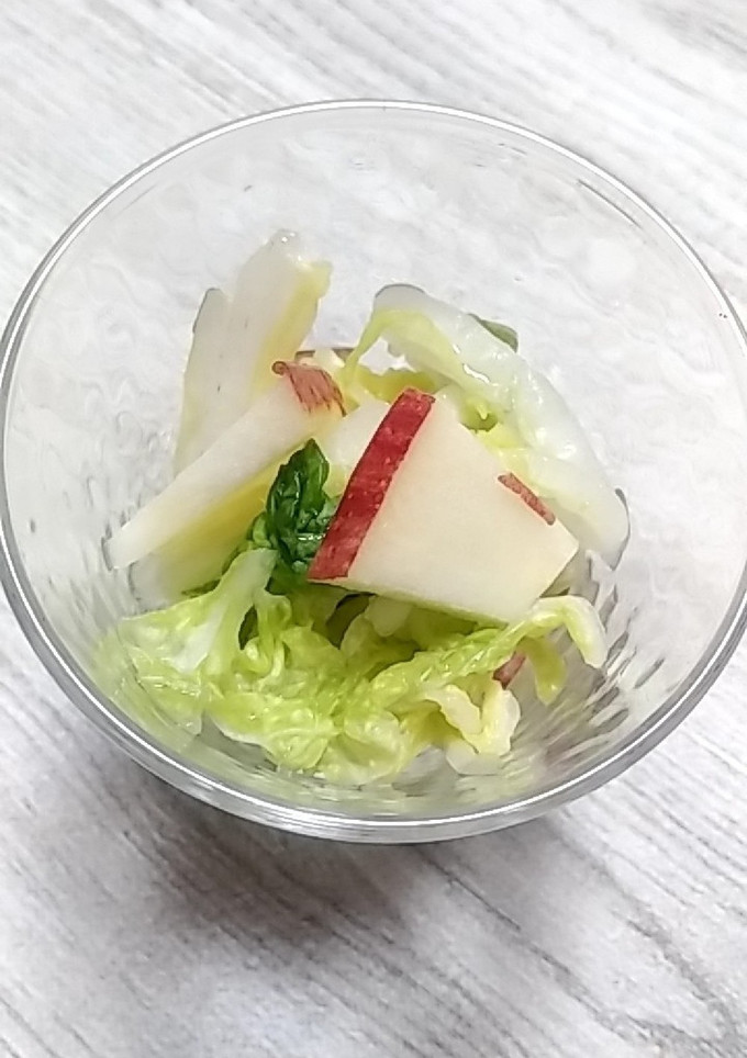 白菜と林檎のサワー漬け-レシピのメイン写真