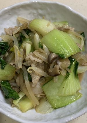 青梗菜と豚バラのオイスターソース炒め-レシピのメイン写真