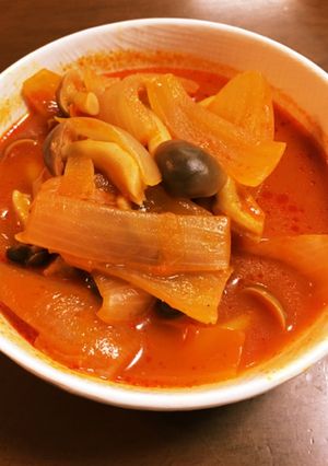【減圧鍋で作る】鳥もも肉の野菜ジュース煮-レシピのメイン写真