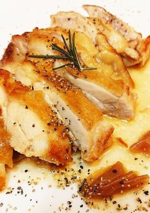 柔らか和風梅香る～酒蒸しチキンステーキ♪-レシピのメイン写真