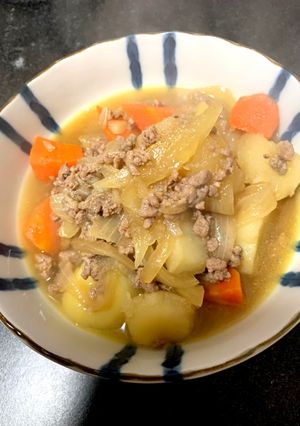 簡単!バター風味ひき肉じゃが-レシピのメイン写真