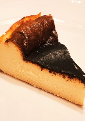 バスク風チーズケーキ-レシピのメイン写真