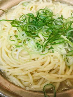 鶏もも肉と白菜の豆乳ラーメン鍋-レシピのメイン写真