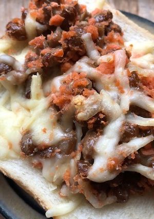 納豆と鮭フレークのトースト-レシピのメイン写真