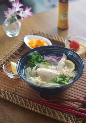 鶏手羽のベトナムフォー風うどん-レシピのメイン写真