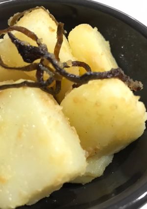 あと一品！じゃがいもと塩昆布で簡単副菜-レシピのメイン写真