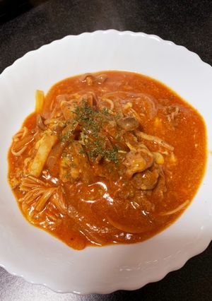きのこと牛肉のトマトジュースチーズ煮込み-レシピのメイン写真
